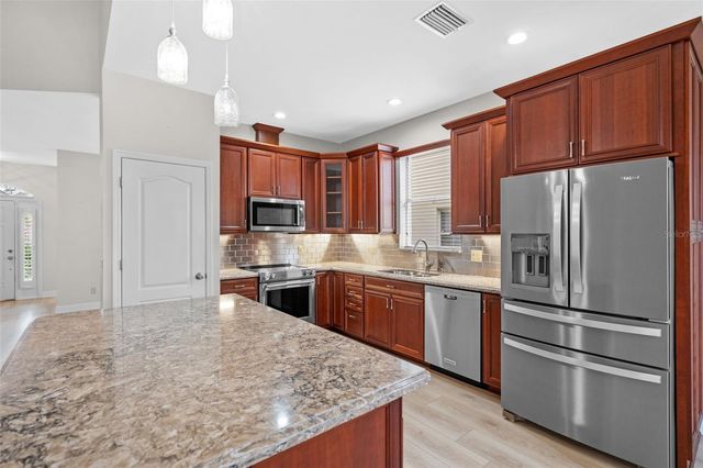 4042 WESTBOURNE CIRCLE, Sarasota, FL 34238