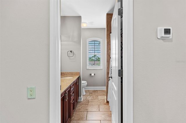 4042 WESTBOURNE CIRCLE, Sarasota, FL 34238