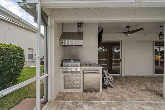 4042 WESTBOURNE CIRCLE, Sarasota, FL 34238