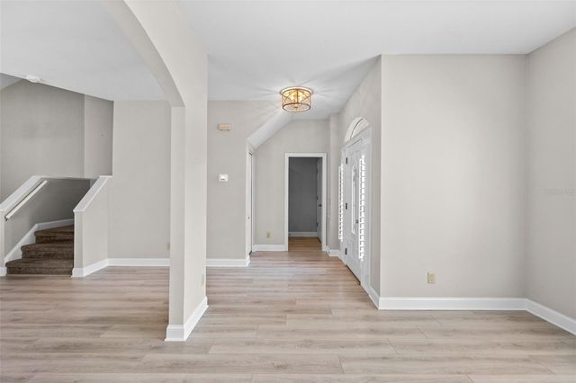 4042 WESTBOURNE CIRCLE, Sarasota, FL 34238