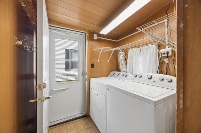 1351 Ames Avenue, Saint Paul, MN 55106