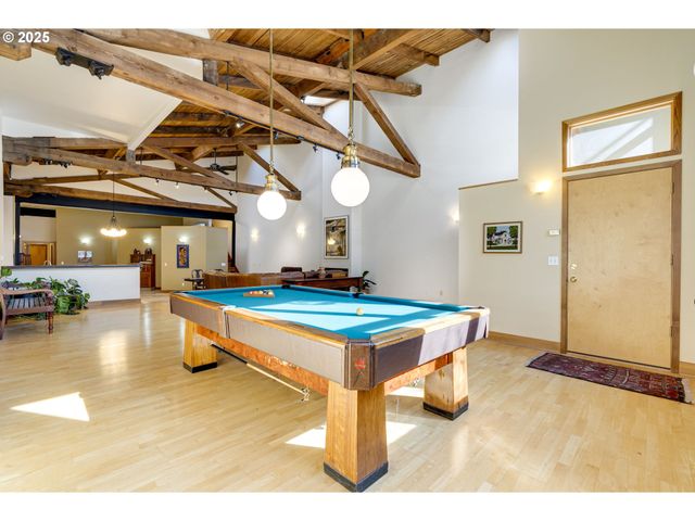 2777 Nw SAVIER St, Portland, OR 97210