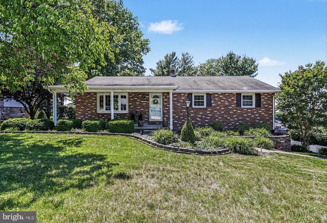 150 MAYLYN AVE, Dallastown, PA 17313