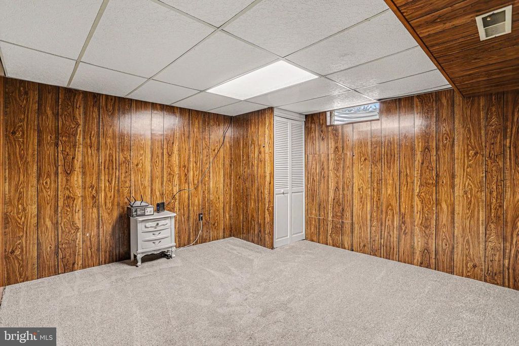 Image 22 of property listing at 150 MAYLYN AVE, Dallastown, PA 17313