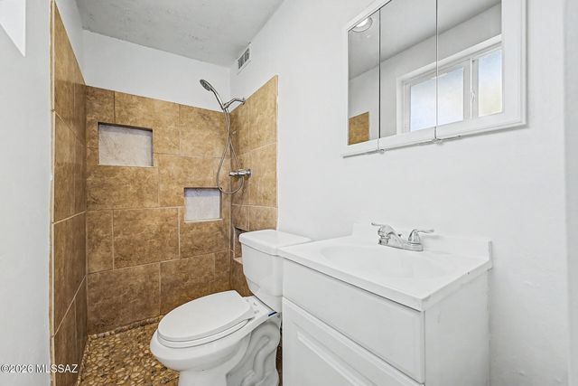 6991 E Brooks Drive, Tucson, AZ 85730