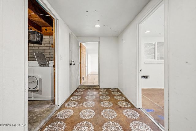 6991 E Brooks Drive, Tucson, AZ 85730