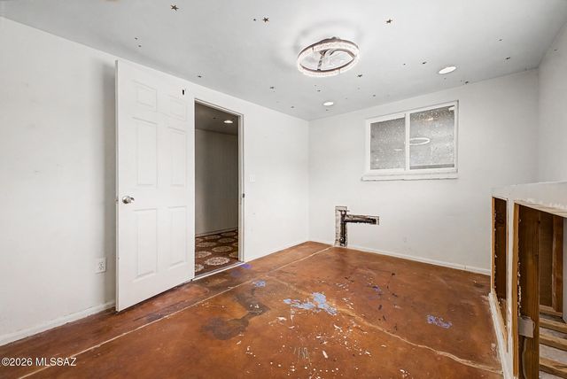 6991 E Brooks Drive, Tucson, AZ 85730