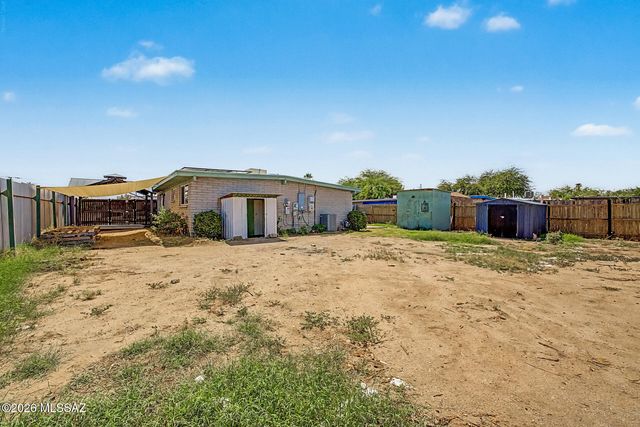 6991 E Brooks Drive, Tucson, AZ 85730