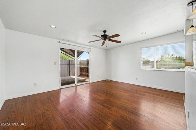 6991 E Brooks Drive, Tucson, AZ 85730