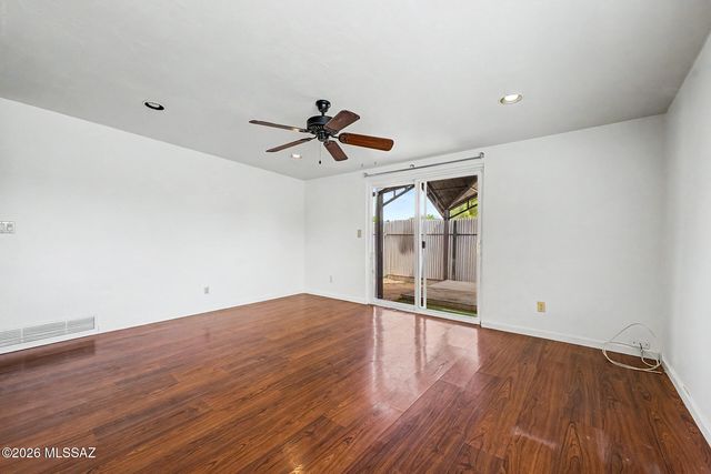 6991 E Brooks Drive, Tucson, AZ 85730