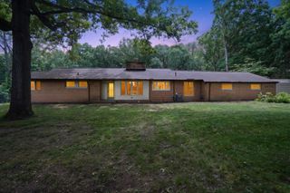 2475 Park Drive, Summit Twp, MI 49203