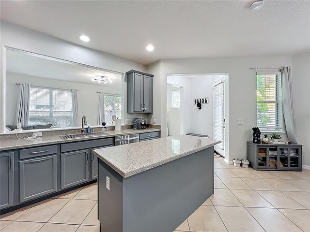 9575 SILVER BUTTONWOOD STREET, Orlando, FL 32832