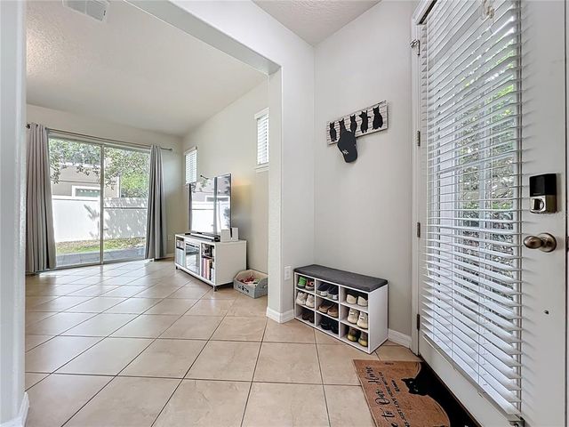 9575 SILVER BUTTONWOOD STREET, Orlando, FL 32832