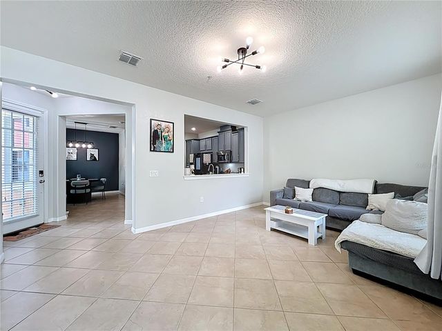 9575 SILVER BUTTONWOOD STREET, Orlando, FL 32832