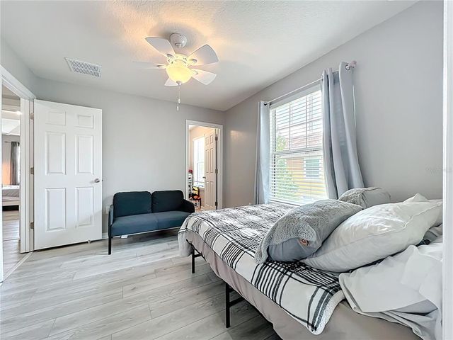 9575 SILVER BUTTONWOOD STREET, Orlando, FL 32832