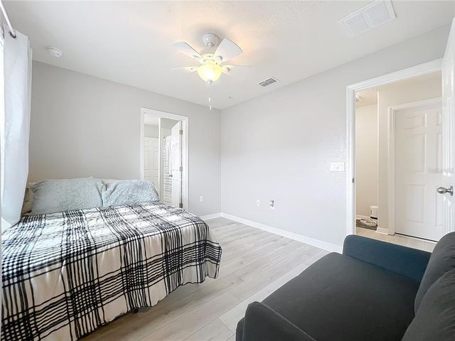 9575 SILVER BUTTONWOOD STREET, Orlando, FL 32832