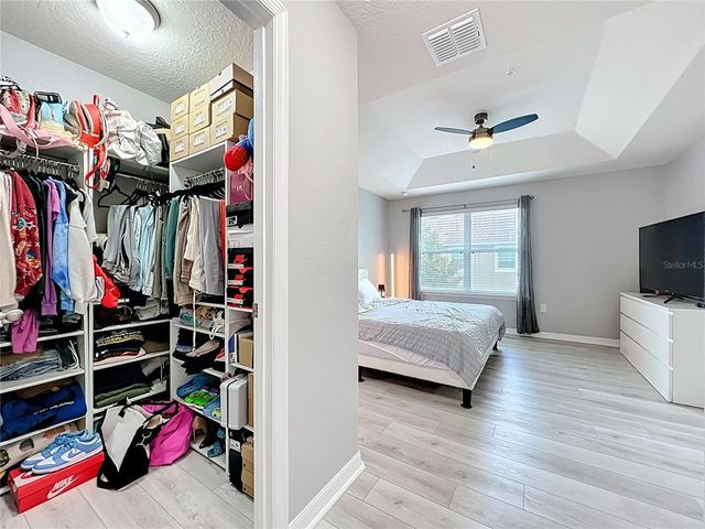 9575 SILVER BUTTONWOOD STREET, Orlando, FL 32832