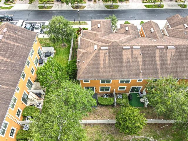 9575 SILVER BUTTONWOOD STREET, Orlando, FL 32832