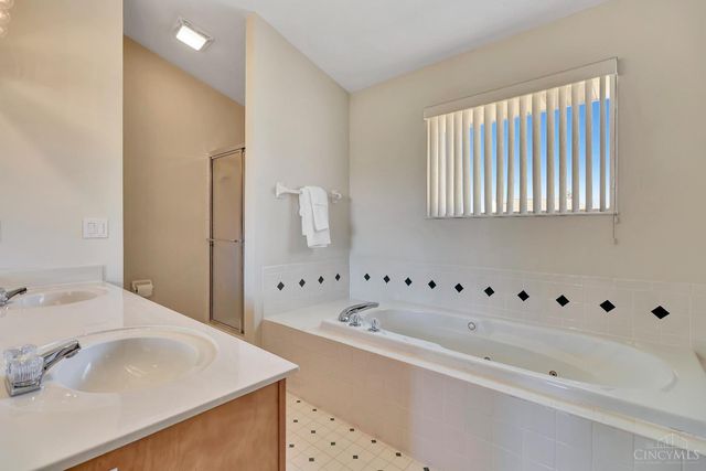 4585 Cornerstone Court, Mason, OH 45040