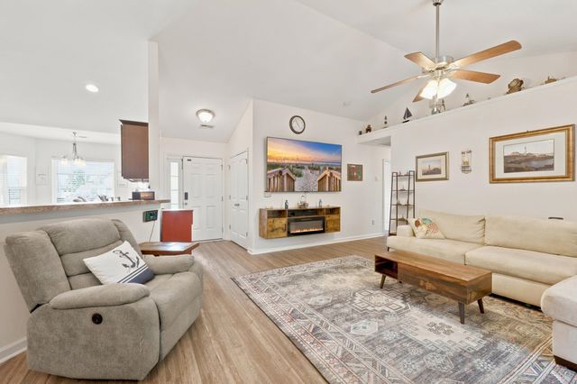 148 Balsa Dr., Longs, SC 29568
