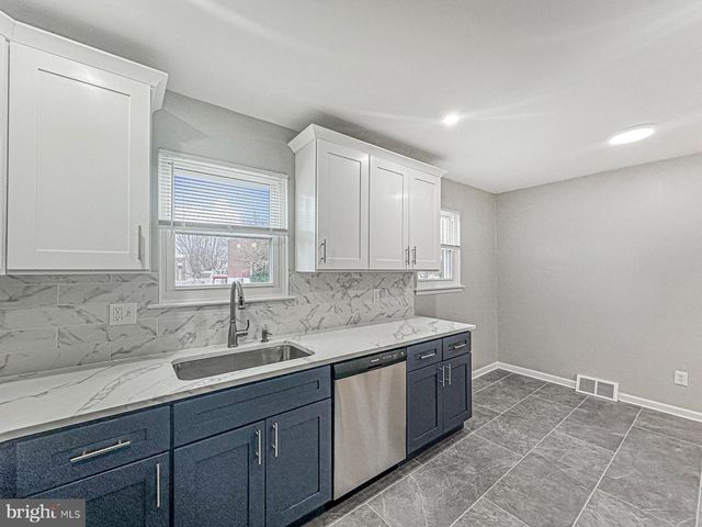 11118 RIDGEWAY ST, Philadelphia, PA 19116