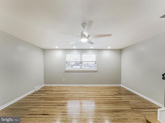 11118 RIDGEWAY ST, Philadelphia, PA 19116