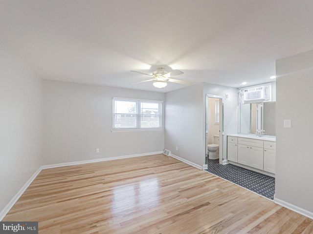 11118 RIDGEWAY ST, Philadelphia, PA 19116