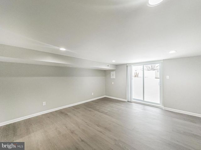 11118 RIDGEWAY ST, Philadelphia, PA 19116