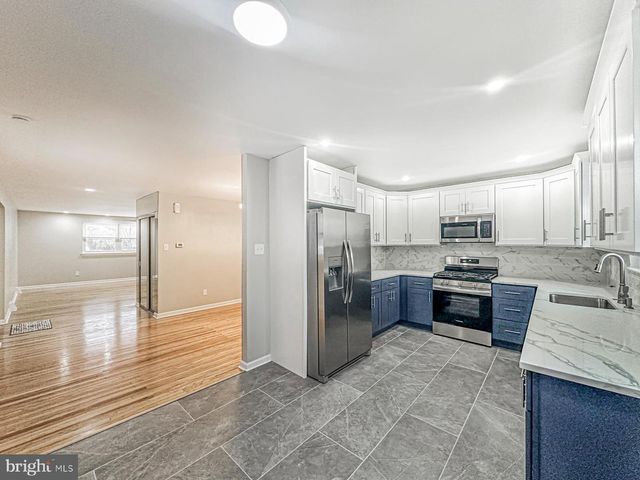 11118 RIDGEWAY ST, Philadelphia, PA 19116