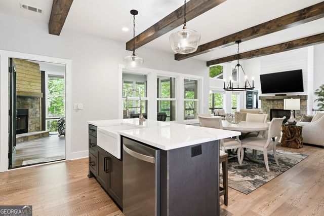 824 Bridge Road 56, Ellijay, GA 30540