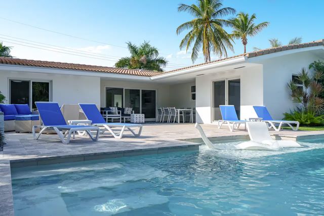 3960 NE 16th Avenue, Oakland Park, FL 33334