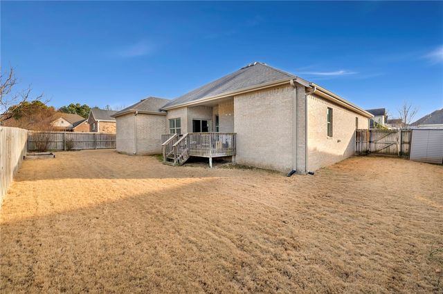 3080 E Royal Drive, Fayetteville, AR 72701