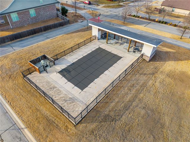 3080 E Royal Drive, Fayetteville, AR 72701