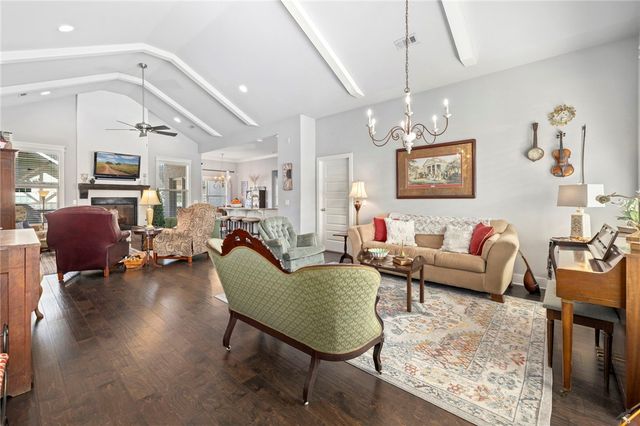 3080 E Royal Drive, Fayetteville, AR 72701