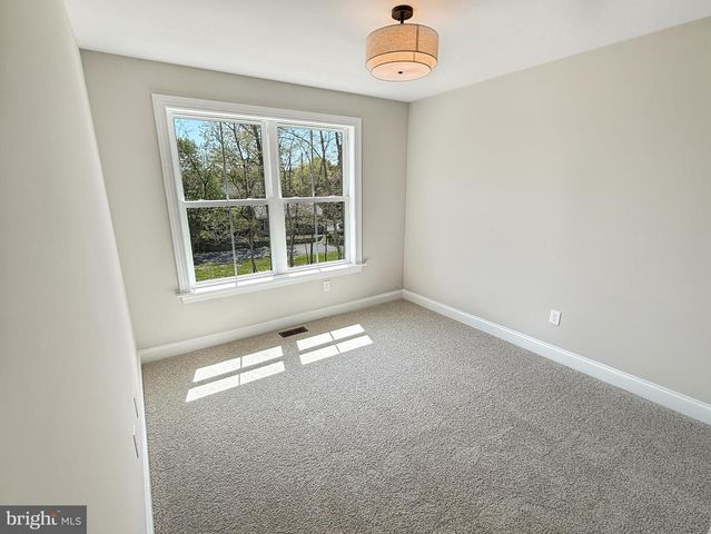 LOT 9 SCHADLE RD, Perkasie, PA 18944