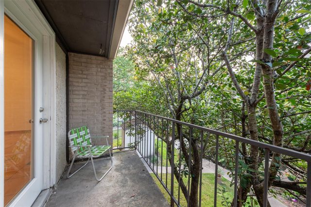 2021 Spenwick Drive 724, Houston, TX 77055
