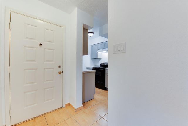 2021 Spenwick Drive 724, Houston, TX 77055
