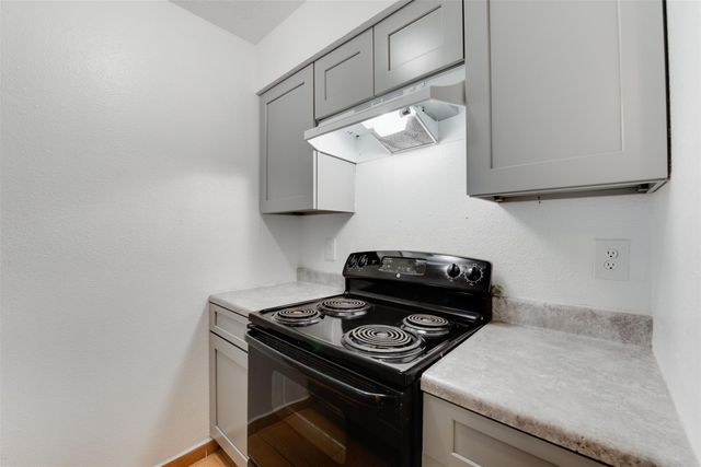 2021 Spenwick Drive 724, Houston, TX 77055