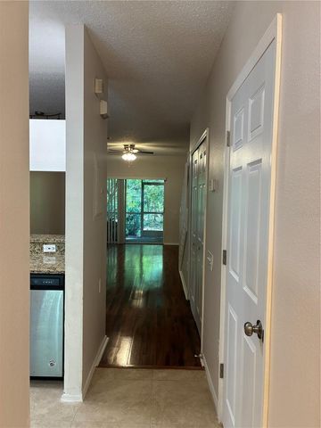 8648 HUNTERS KEY CIRCLE, Tampa, FL 33647