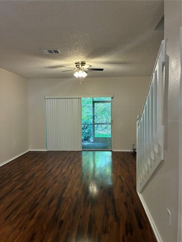 8648 HUNTERS KEY CIRCLE, Tampa, FL 33647