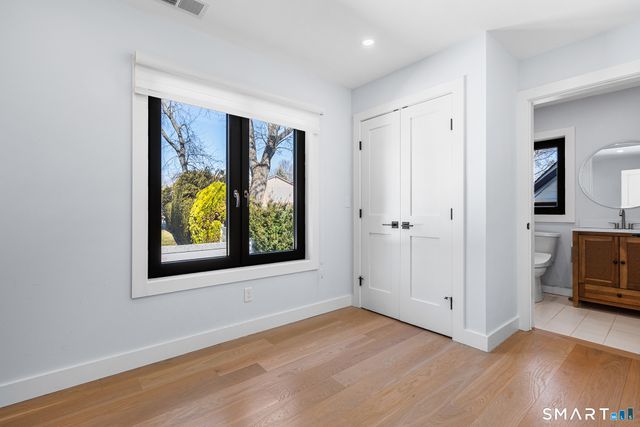 31 Thornhill Road, Greenwich, CT 06878