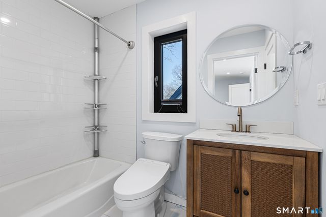 31 Thornhill Road, Greenwich, CT 06878