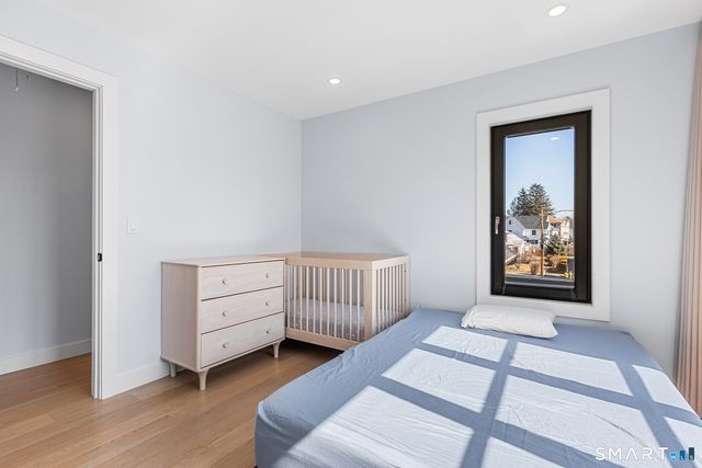 31 Thornhill Road, Greenwich, CT 06878