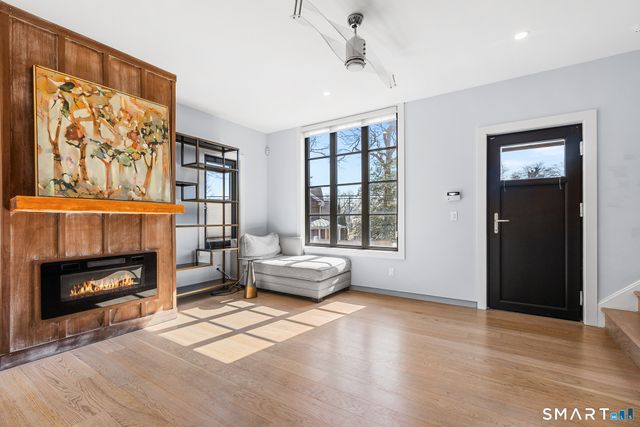 31 Thornhill Road, Greenwich, CT 06878