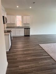 8336 Hawkview Drive, Fort Worth, TX 76179