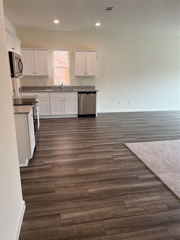 8336 Hawkview Drive, Fort Worth, TX 76179