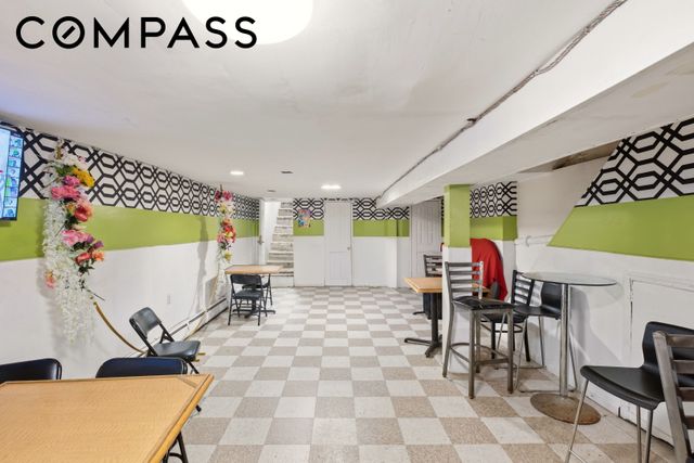193 Vernon Avenue, New York City, NY 11206
