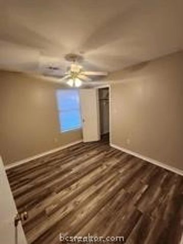 1621 Enloe Court, Bryan, TX 77802