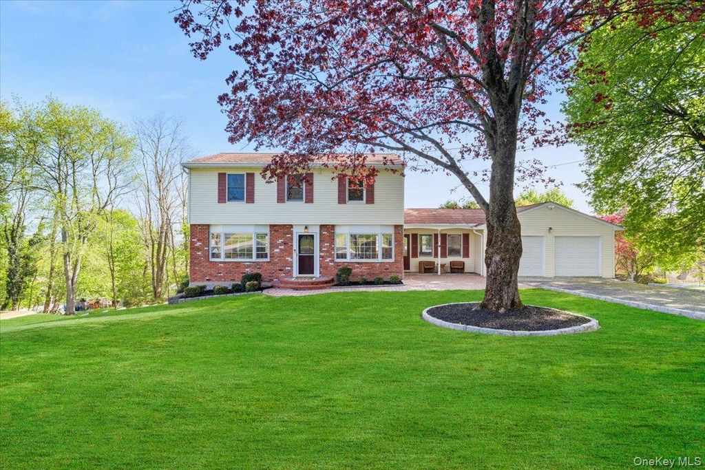 28 Prince Road, Mahopac, NY 10541