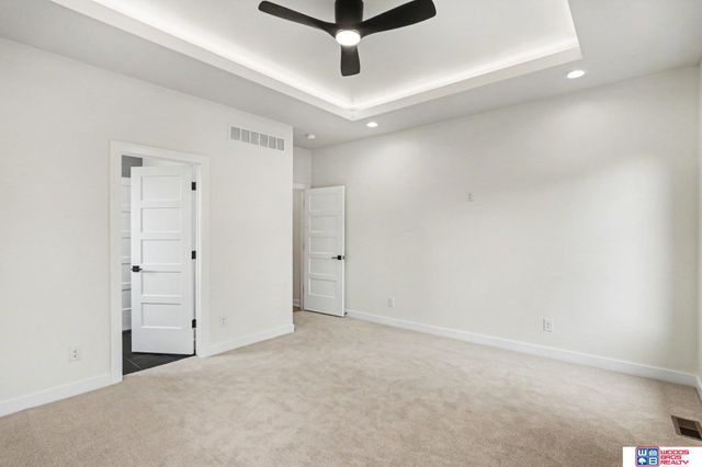 7222 N 49th Street, Lincoln, NE 68514